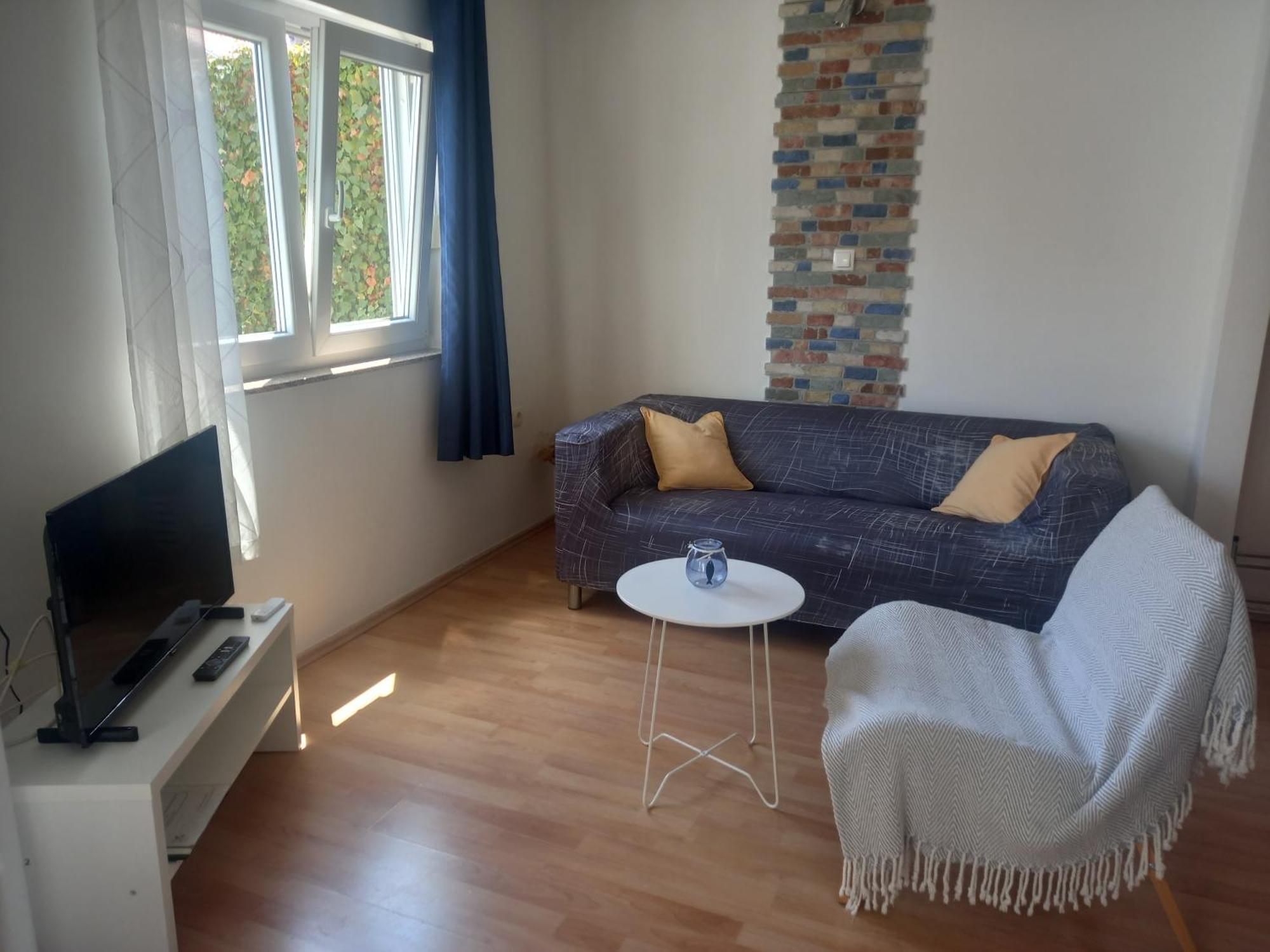 Apartmani Iris I Ana Crikvenica Eksteriør bilde